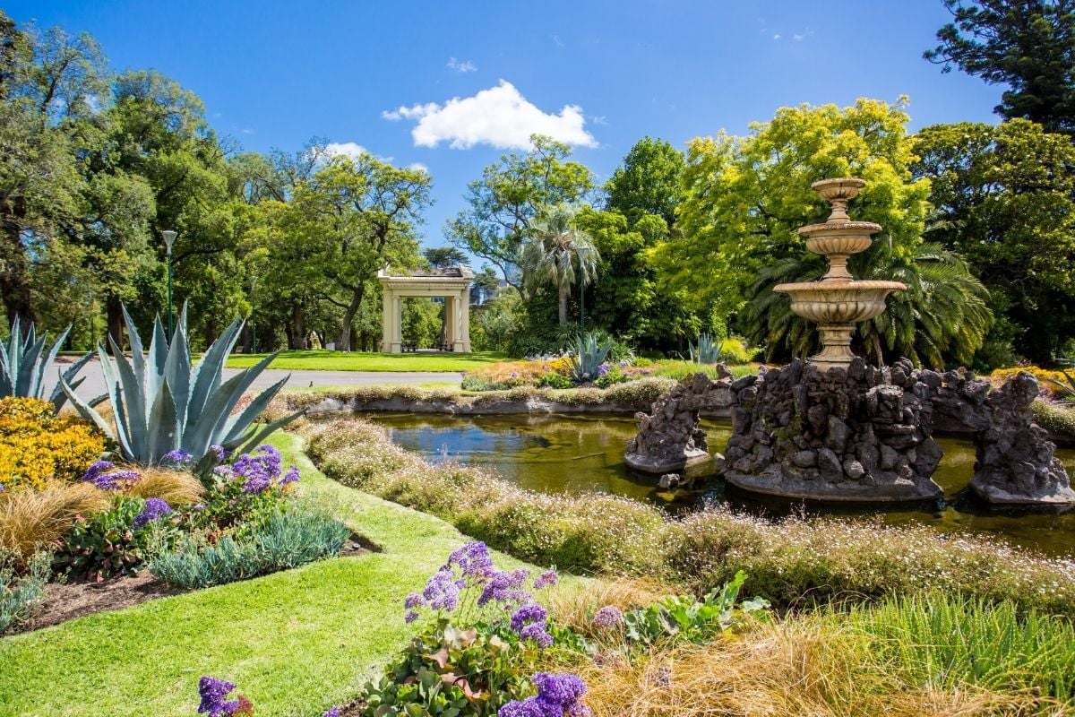 Fitzroy Gardens melbourne tourist attraction