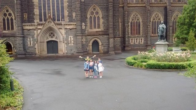 ILSC-Melbourne students outside St. Patrick's Cathedral