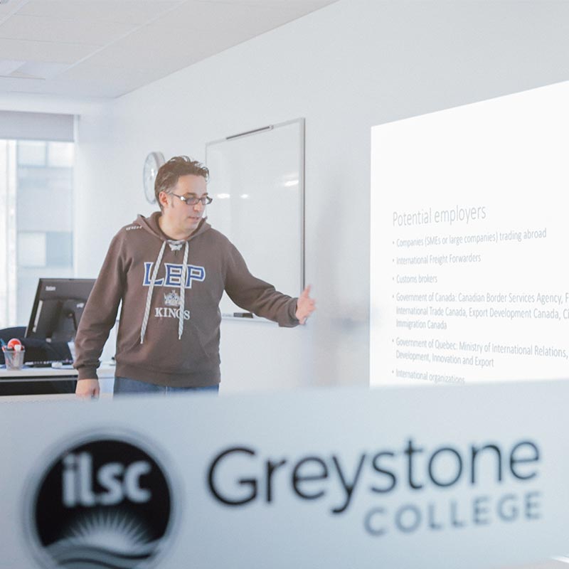 Diploma-in-Business-Communication-Why-Choose