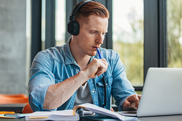 Online-Communication-Why-Choose